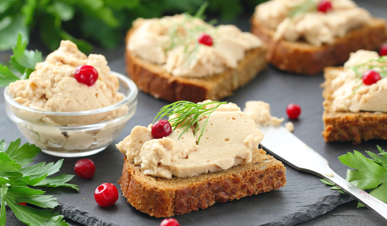 Terrine de noël tofu fumé et champignons